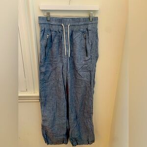 Athleta blue wash cargo pants with elastic waist size 6